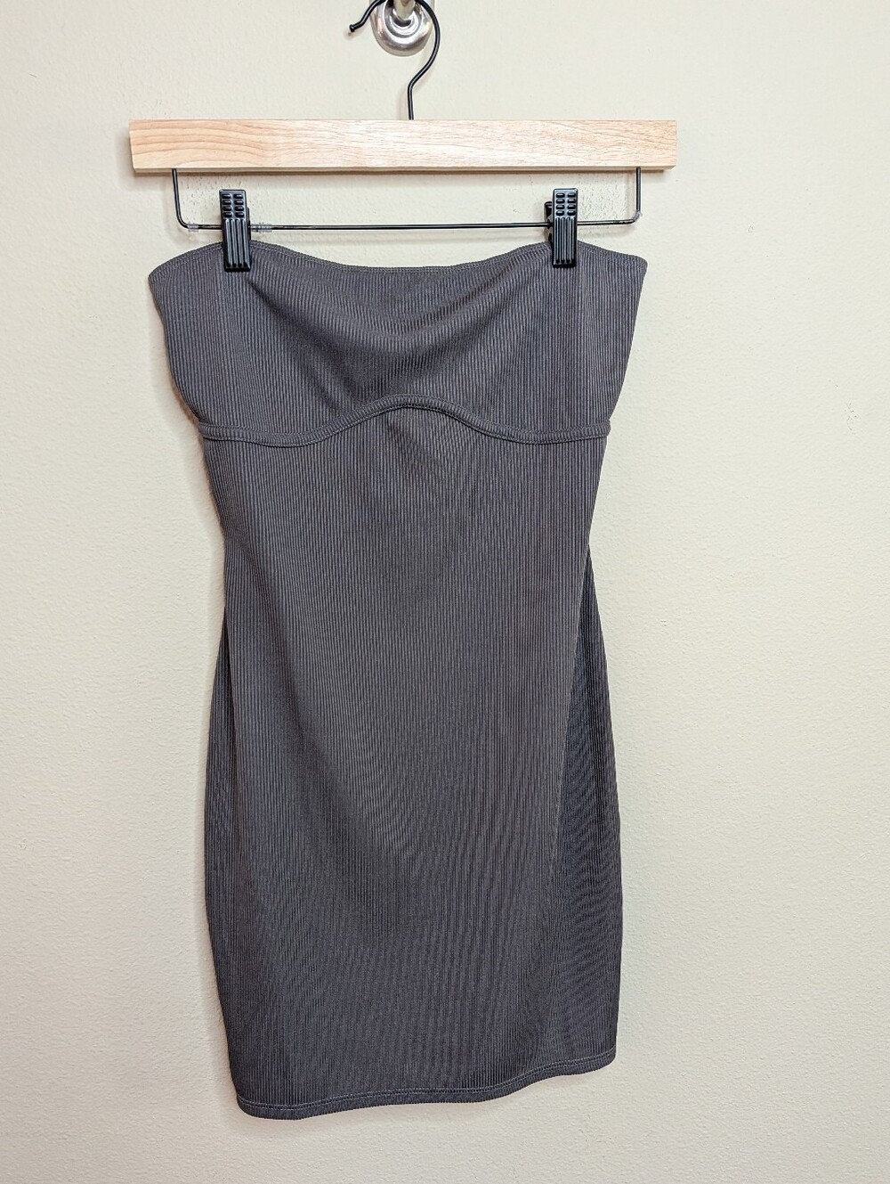 NWT PrettyLittleThing Charcoal Ribbed Bandeau Bodycon Dress Size 4
